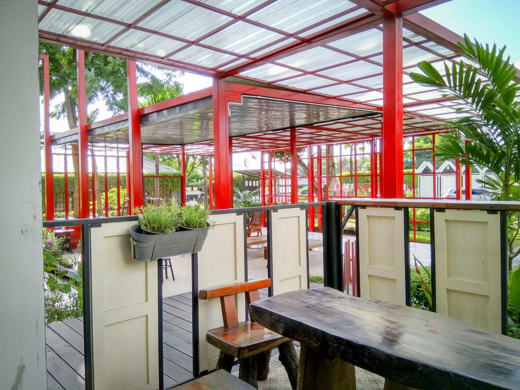 Nyth Hotel - Laemchabang Ban Laem Chabang Exteriör bild