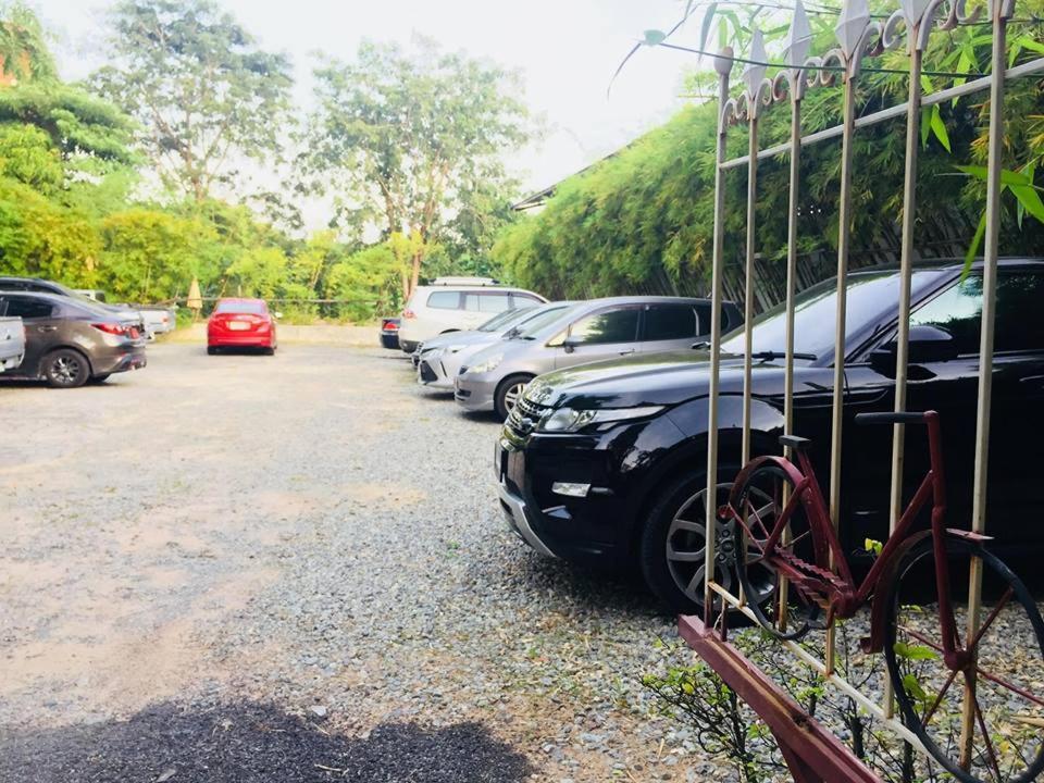 Nyth Hotel - Laemchabang Ban Laem Chabang Exteriör bild